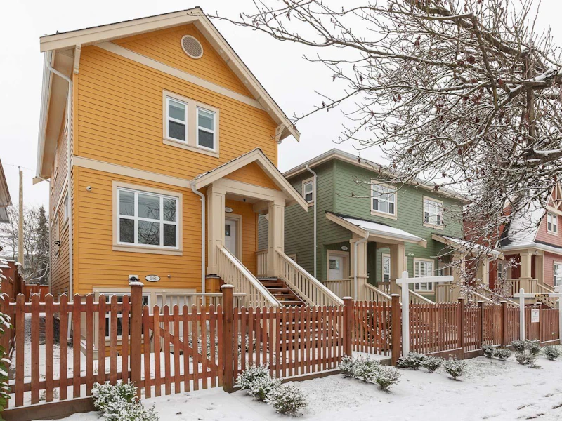 4986 Moss Street, Vancouver BC
