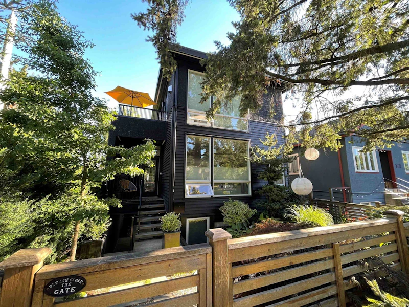 419 E 36th Avenue, Vancouver BC V5W 1C7