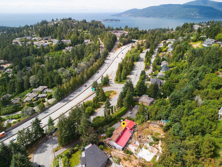 4503 Woodgreen Drive, West Vancouver, BC, V7S 2T8