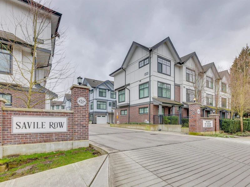 8 - 5088 Savile Row, Burnaby BC