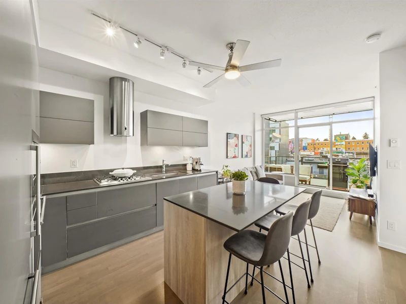 311 - 133 E 8th Avenue, Vancouver BC V5T 1R8