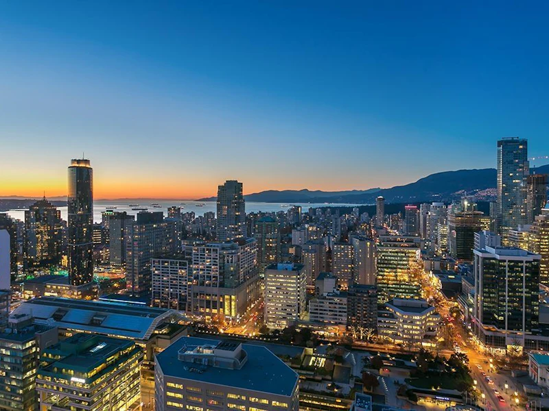 3904 - 833 Seymour Street, Vancouver BC V6B 3L4