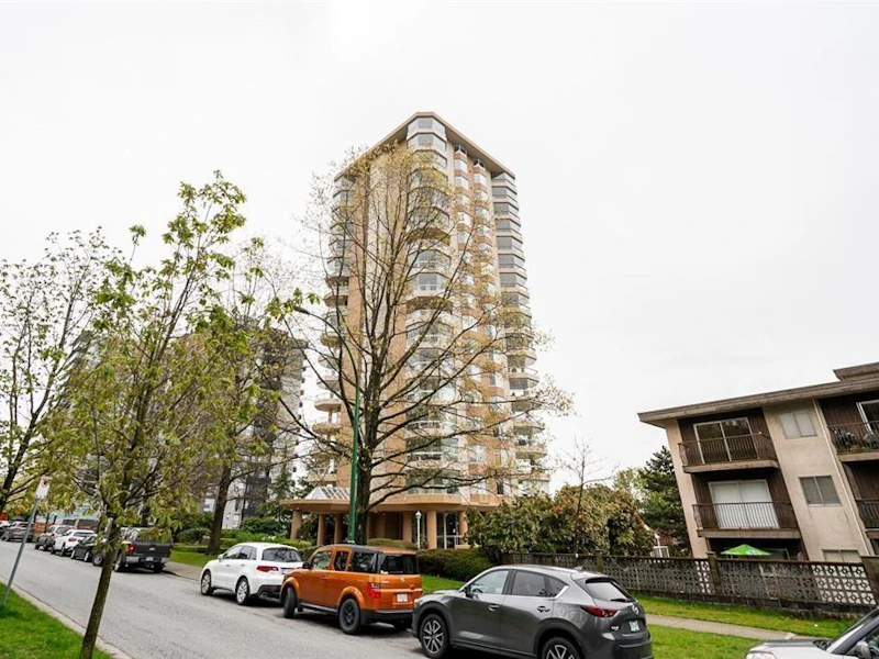 101 - 123 E Keith Road, North Vancouver BC V7L 1V1