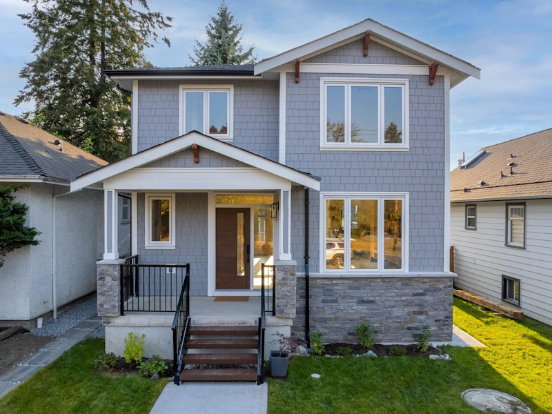 612 Second Street, New Westminster BC V3L 2M4