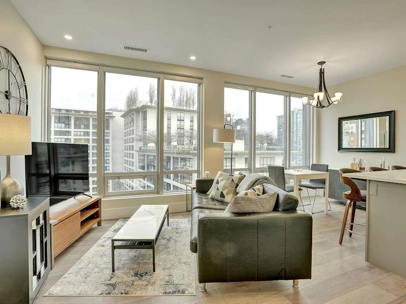 1311 - 989 Nelson Street, Vancouver BC V6Z 2S1