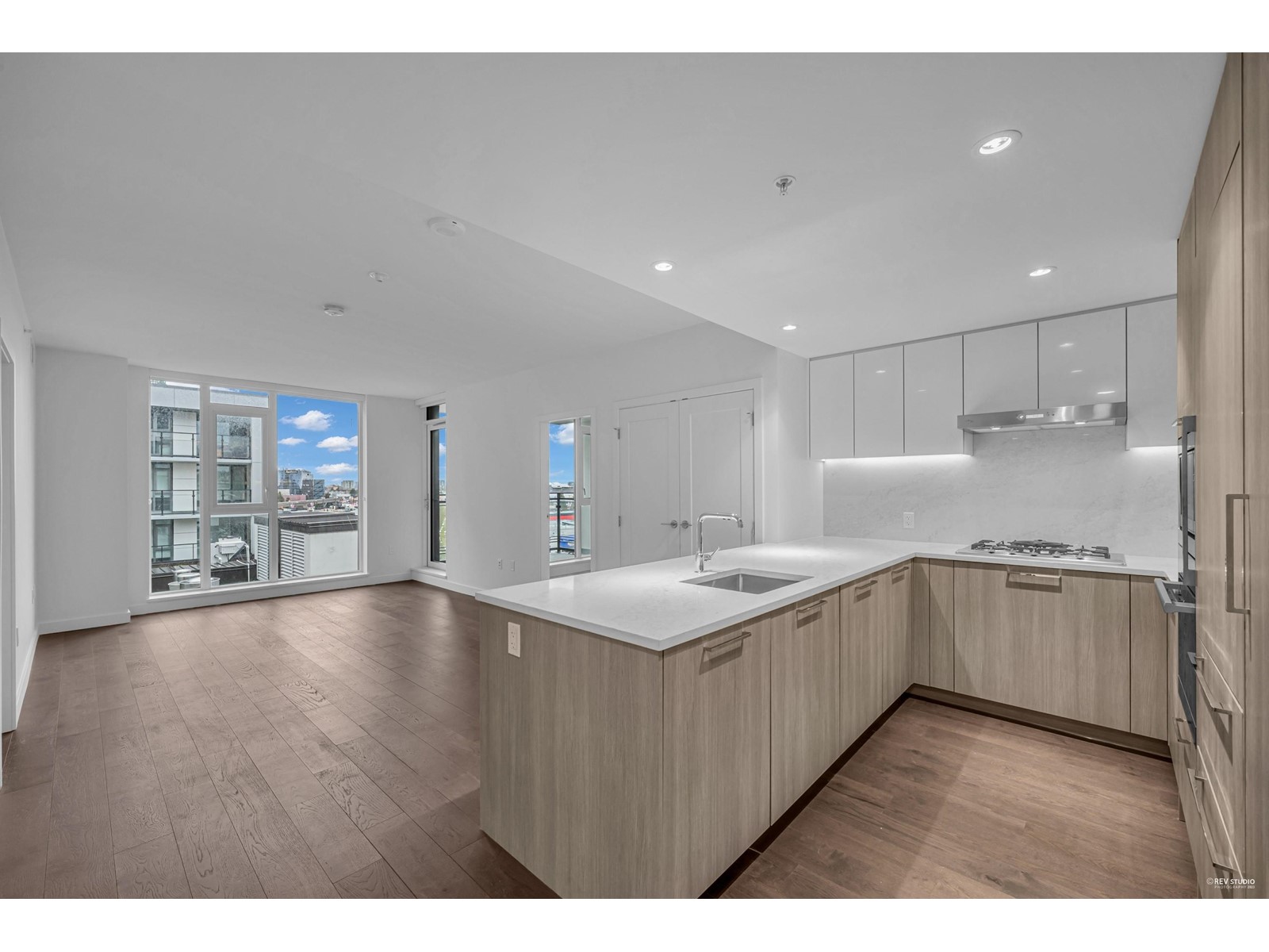 808-3280 Corvette Way, Richmond, BC, V6X 0T9