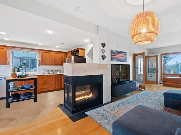2251 East 7th Avenue, Vancouver, BC, V5N 1S8