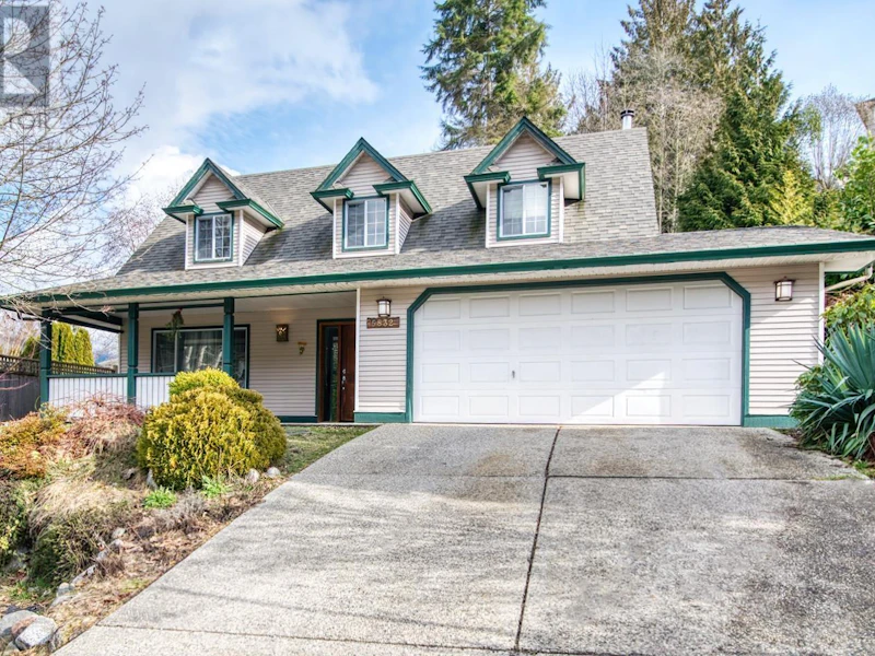 5832 Heron Place, Sechelt BC