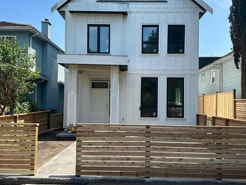 1150 Rossland Street, Vancouver BC V5K 4A1