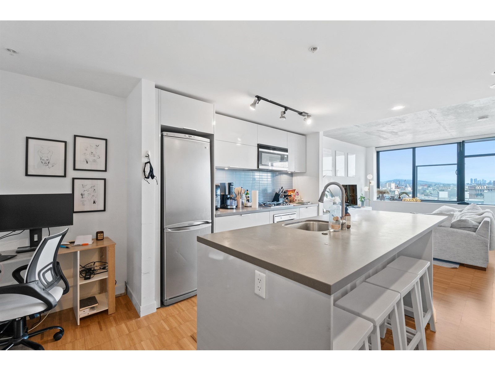 1102-108 West Cordova Street, Vancouver, BC, V6B 0G5