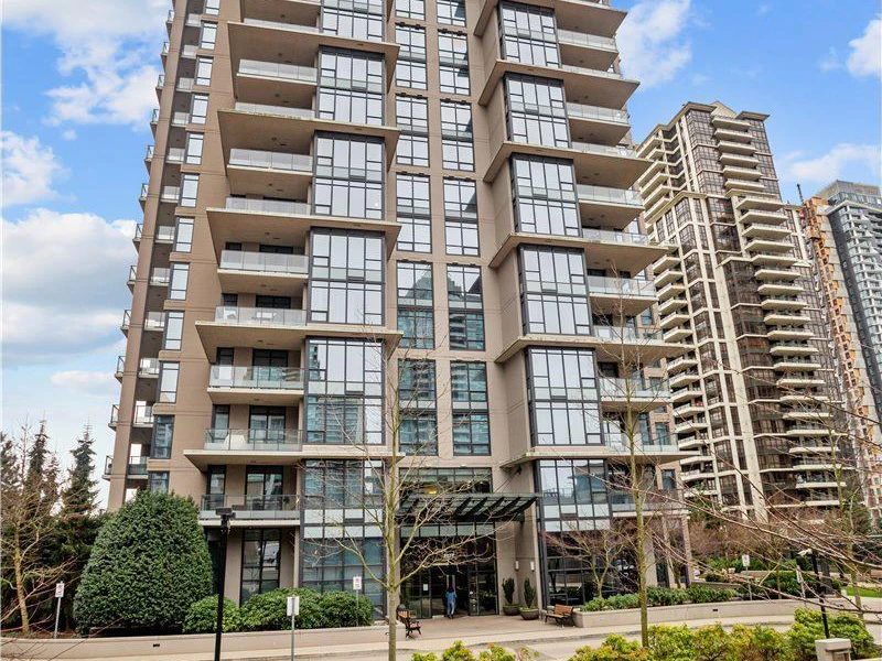 2705 - 2077 Rosser Avenue, Burnaby BC V5C 0G6