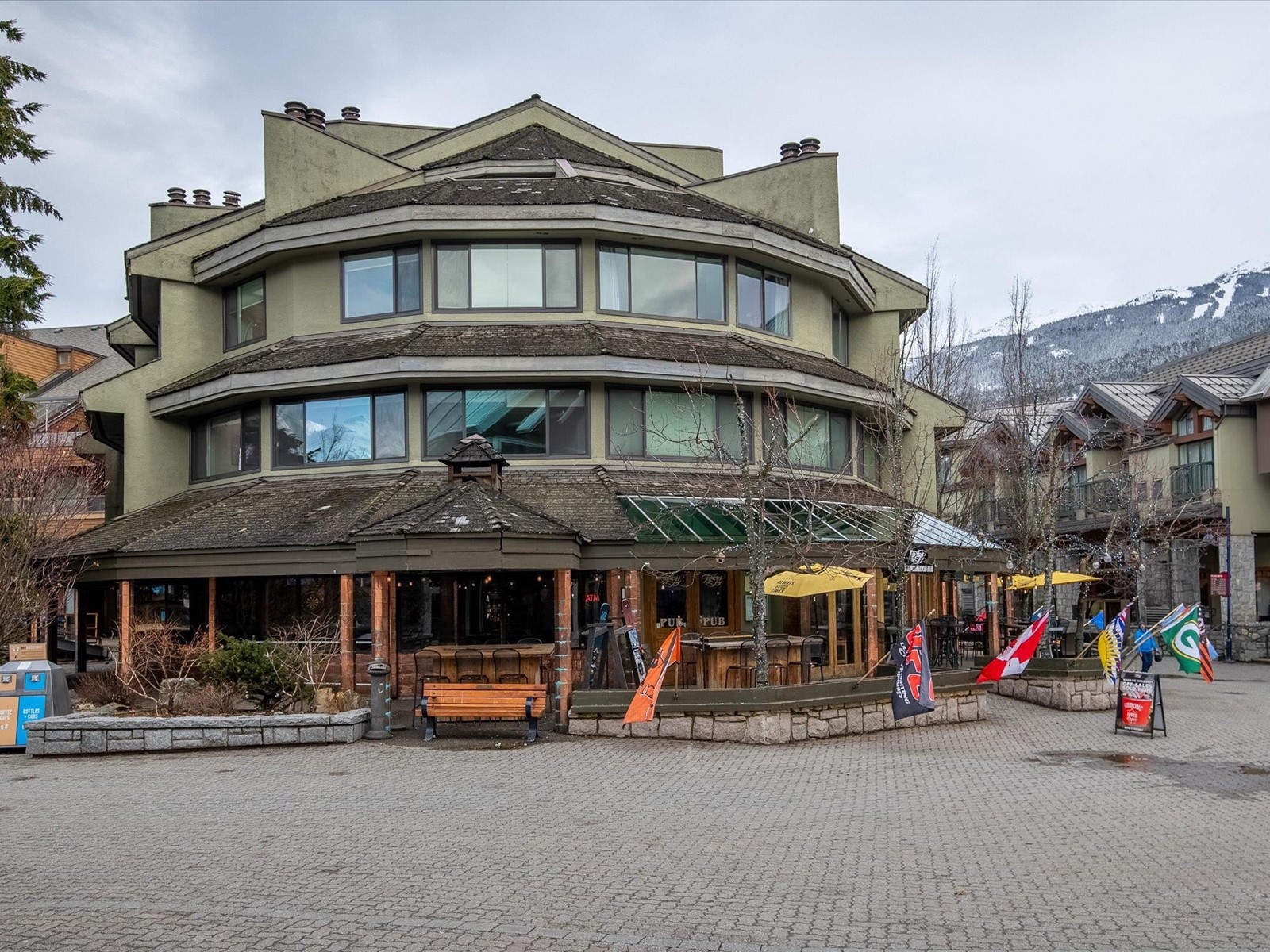 203-4111 Golfers Approach, Whistler, BC, V8E 1A4