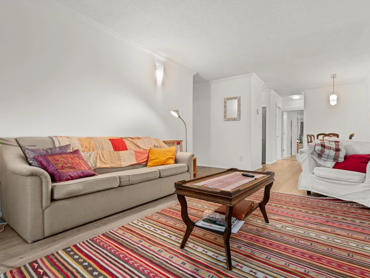 204-16 Lakewood Drive, Vancouver, BC, V5L 4L1