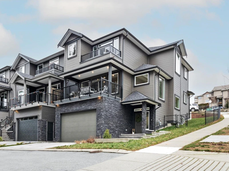 1 - 23527 Larch Avenue, Maple Ridge BC