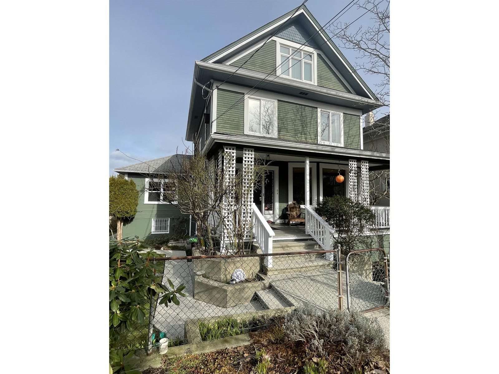1965 Turner Street, Vancouver, BC, V5L 1Z9