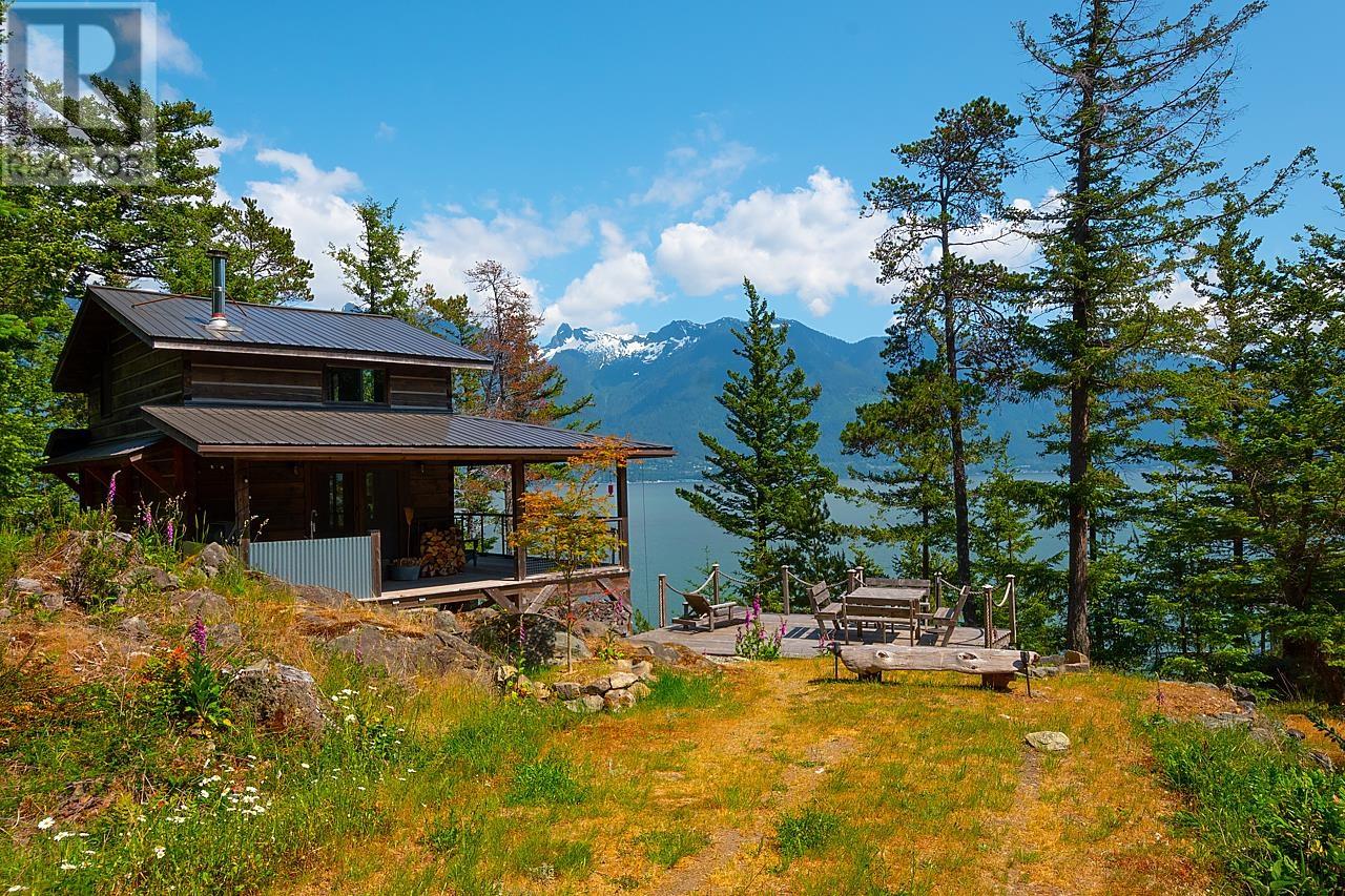 970 Mount Artaban Road, Gambier Island, BC, V0N 1V0