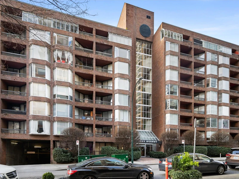616 - 1333 Hornby Street, Vancouver BC V6Z 2C1