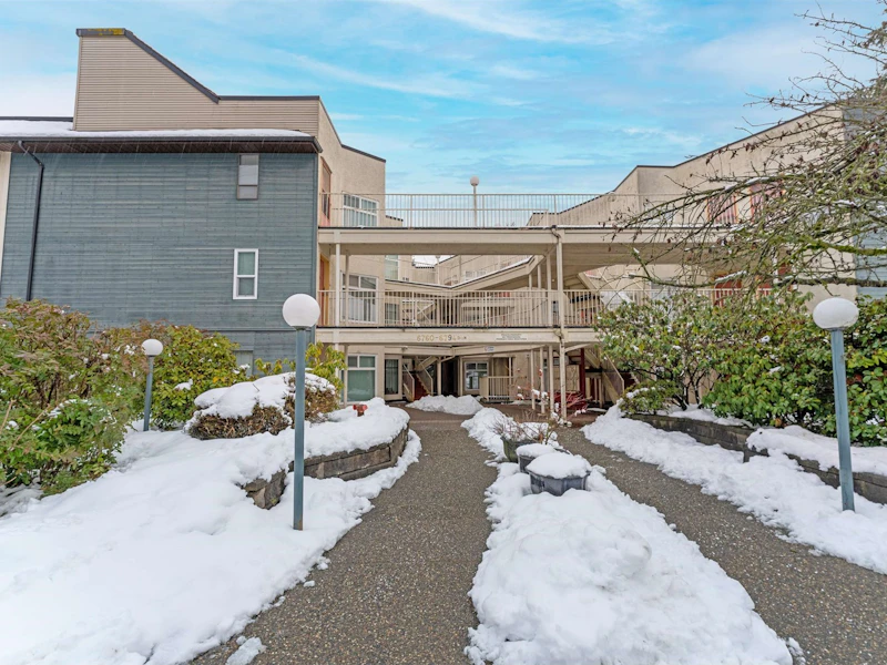 6766 Dow Avenue, Burnaby BC V5H 3C9