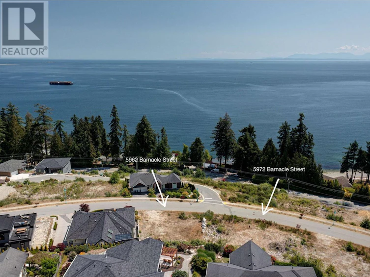 5972 Barnacle Street, Sechelt, BC, V7Z 0V4