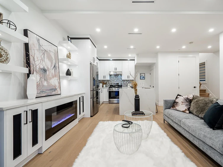 2723 Turner Street, Vancouver, BC, V5K 2G3