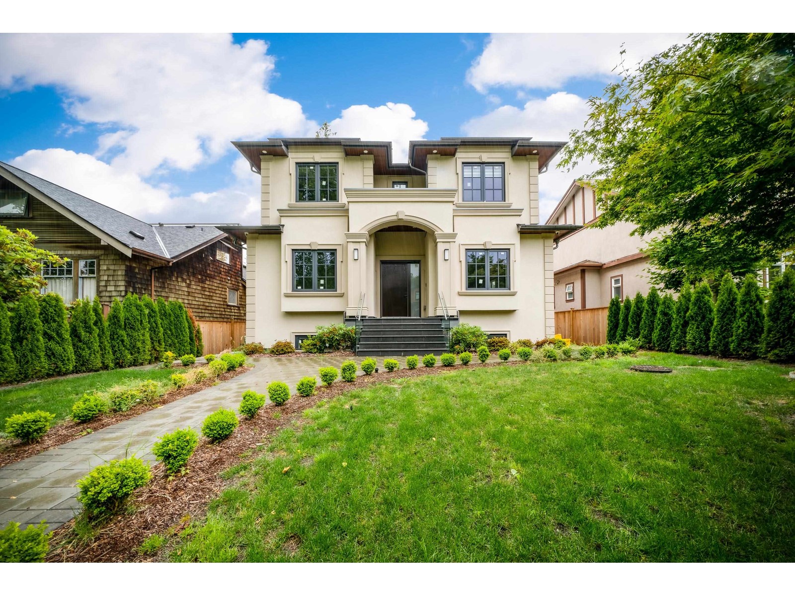 3142 West 37th Avenue, Vancouver, BC, V6N 2V2