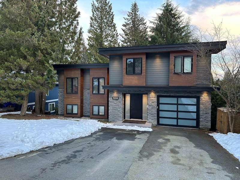 4686 Tourney Road, North Vancouver BC V7K 2W4