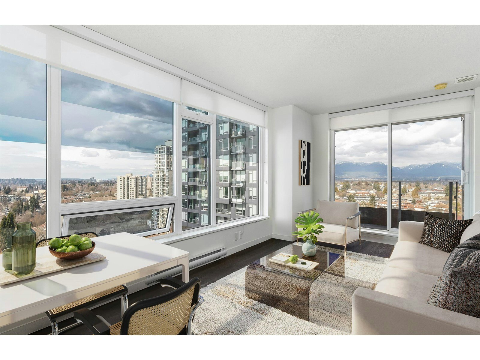 1602-5515 Boundary Road, Vancouver, BC, V5R 0E3