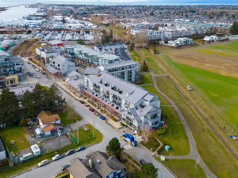 308 - 6233 London Road, Richmond BC V7E 3S3