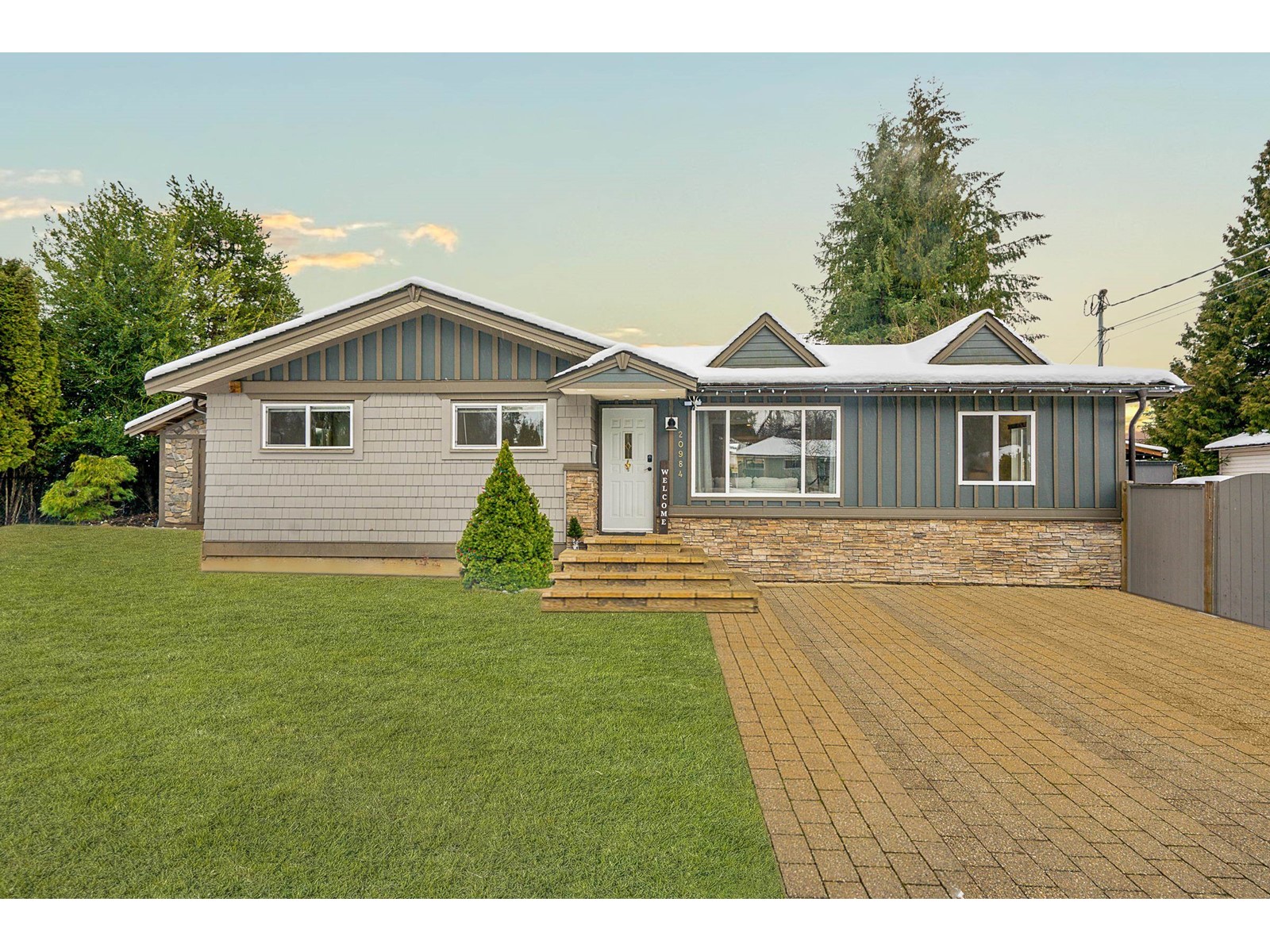 20984 118 Avenue, Maple Ridge, BC, V2X 2M7
