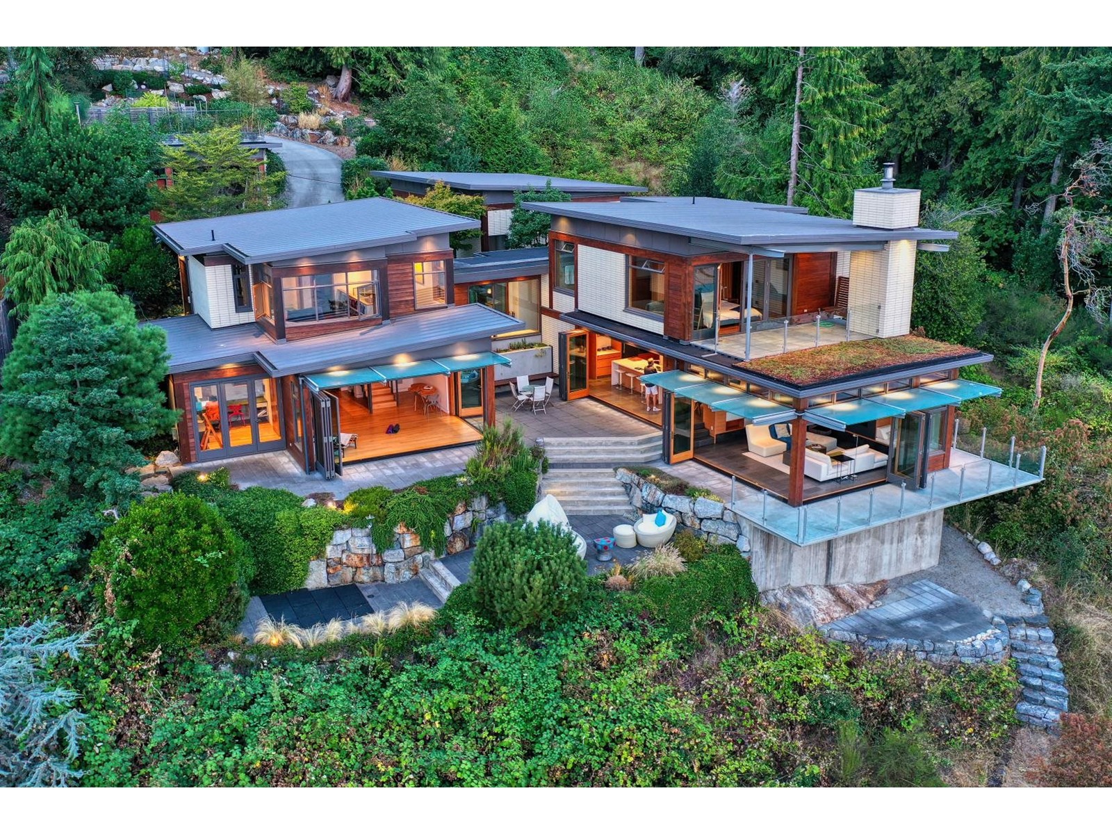 1012 Marine Drive, Gibsons, BC, V0N 1V1