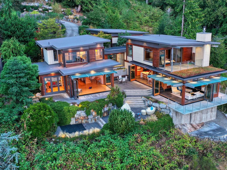 1012 Marine Drive, Gibsons, BC, V0N 1V1