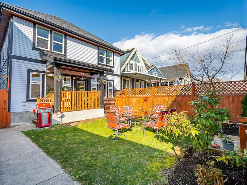 2162 E 1st Avenue, Vancouver BC
