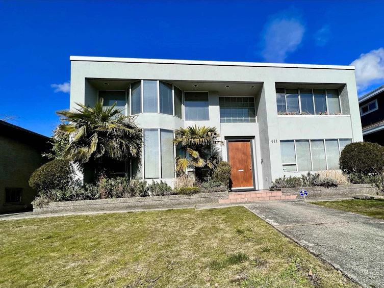 441 West 44th Avenue, Vancouver, BC, V5Y 2V7