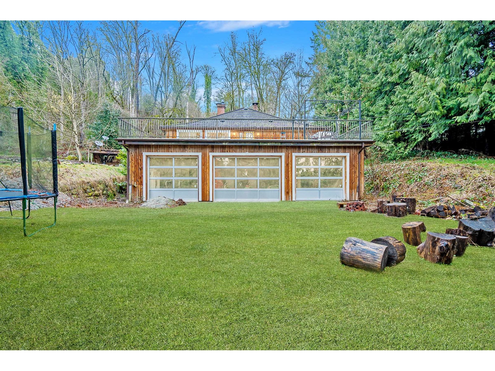 25745 Lougheed Highway, Maple Ridge, BC, V2W 1M3