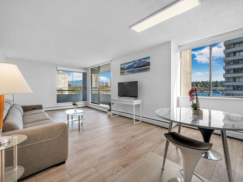 1002 - 3737 Bartlett Court, Burnaby BC V3J 7E3
