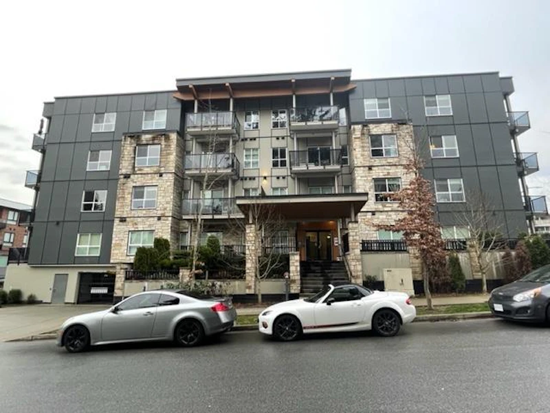401 - 12310 222nd Street, Maple Ridge BC