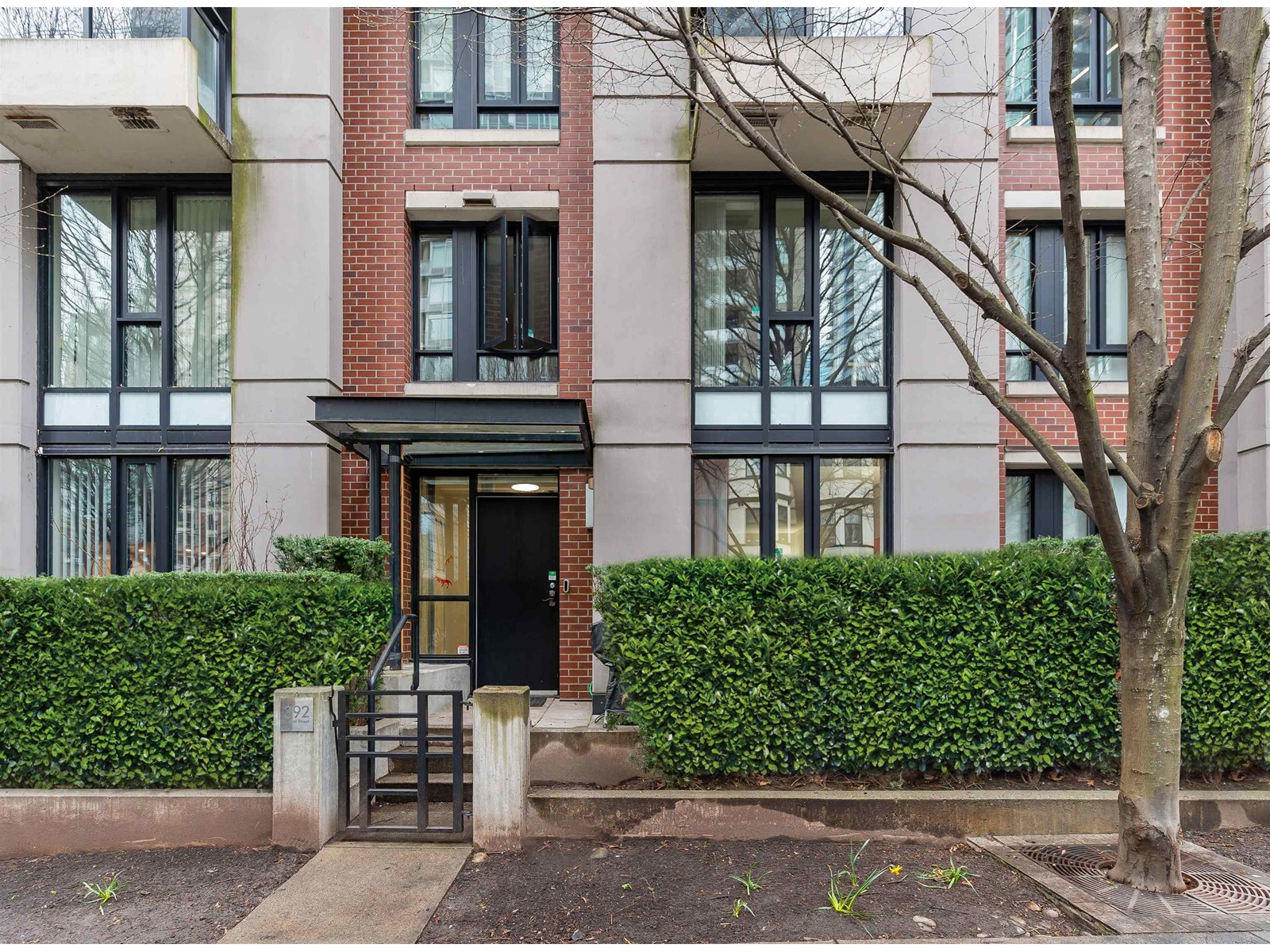 392 Smithe Street, Vancouver, BC, V6B 1T7