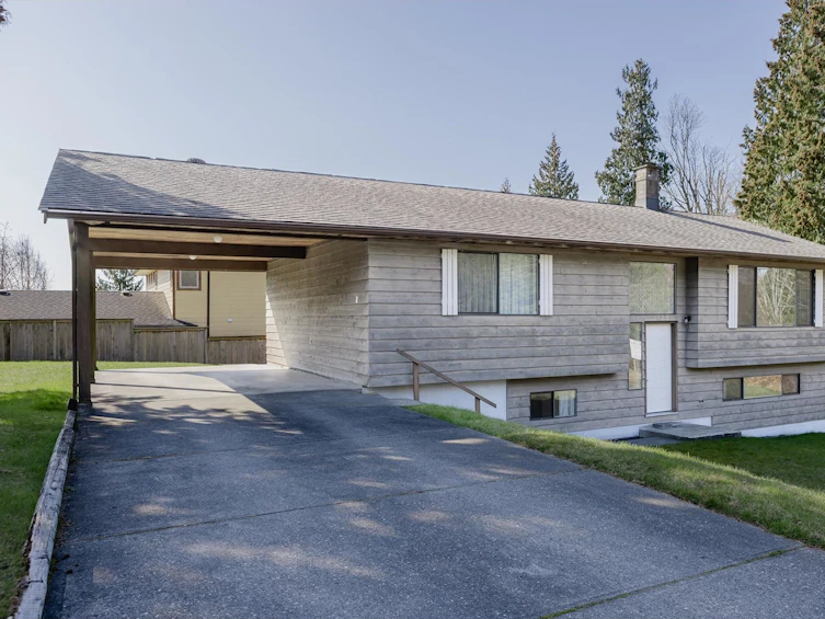 1325 Fairview Road, Gibsons, BC, V0N 1V3