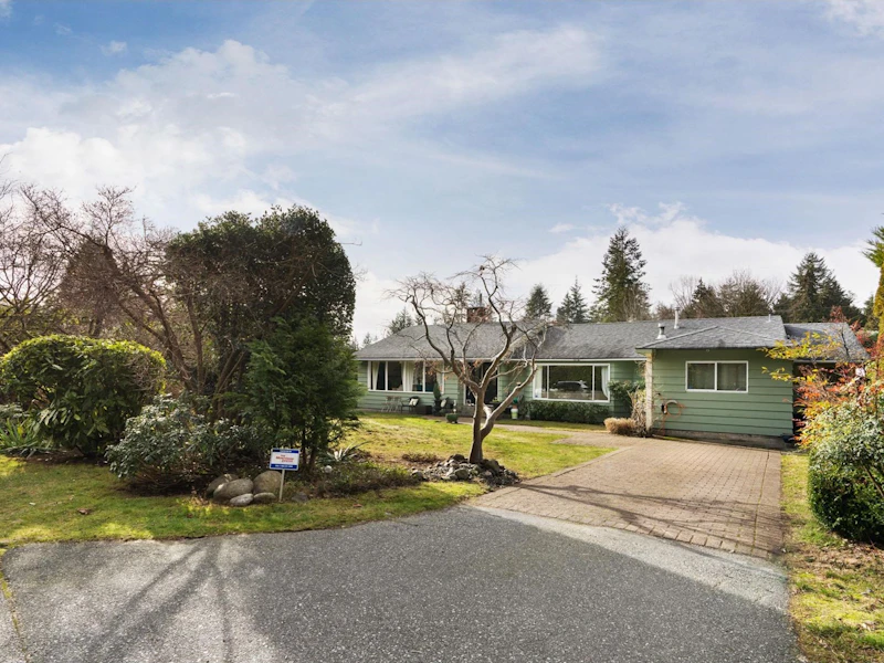 2925 Aurora Road, North Vancouver BC V7R 2V4