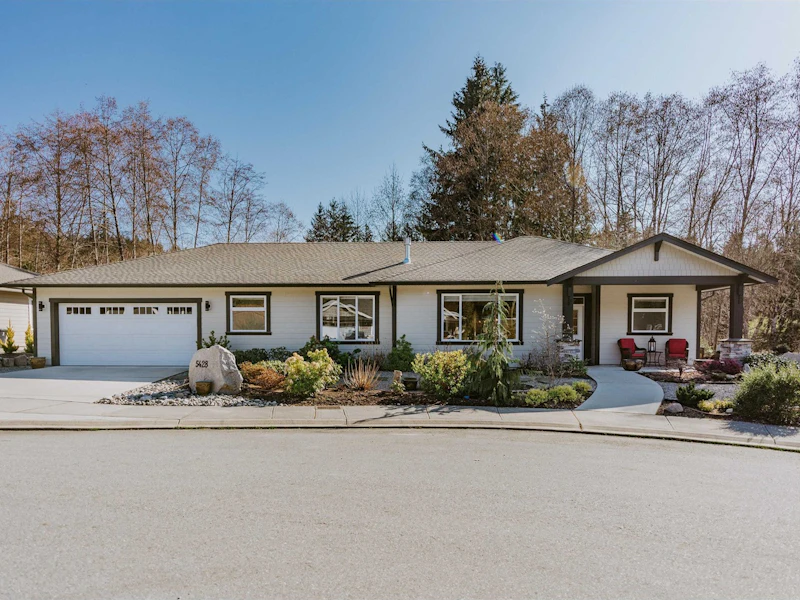 5428 Thimbleberry Place, Sechelt BC