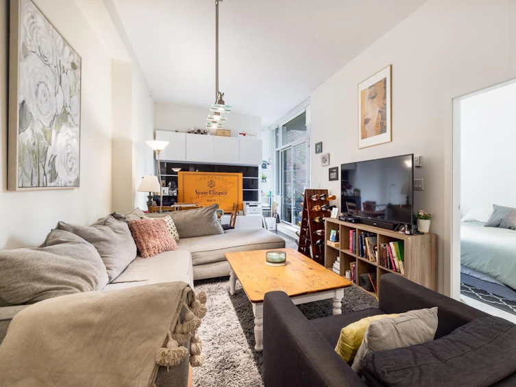 109-1088 Richards Street, Vancouver, BC, V6B 0J8