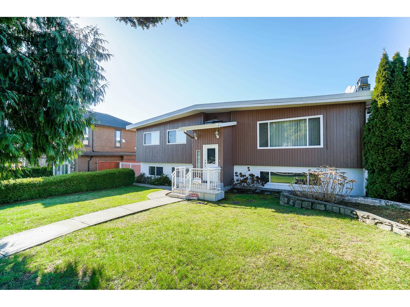 6565 Sumas Drive, Burnaby, BC, V5B 2V1