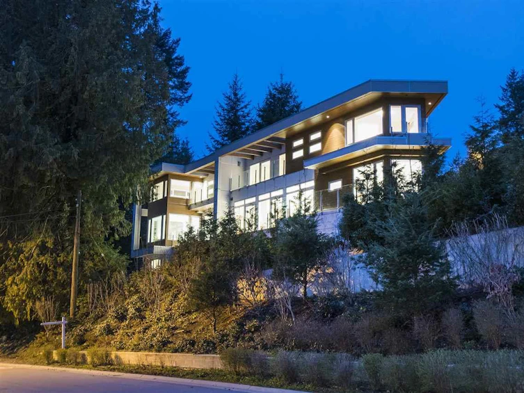 968 Duchess Avenue, West Vancouver, BC, V7T 1G9