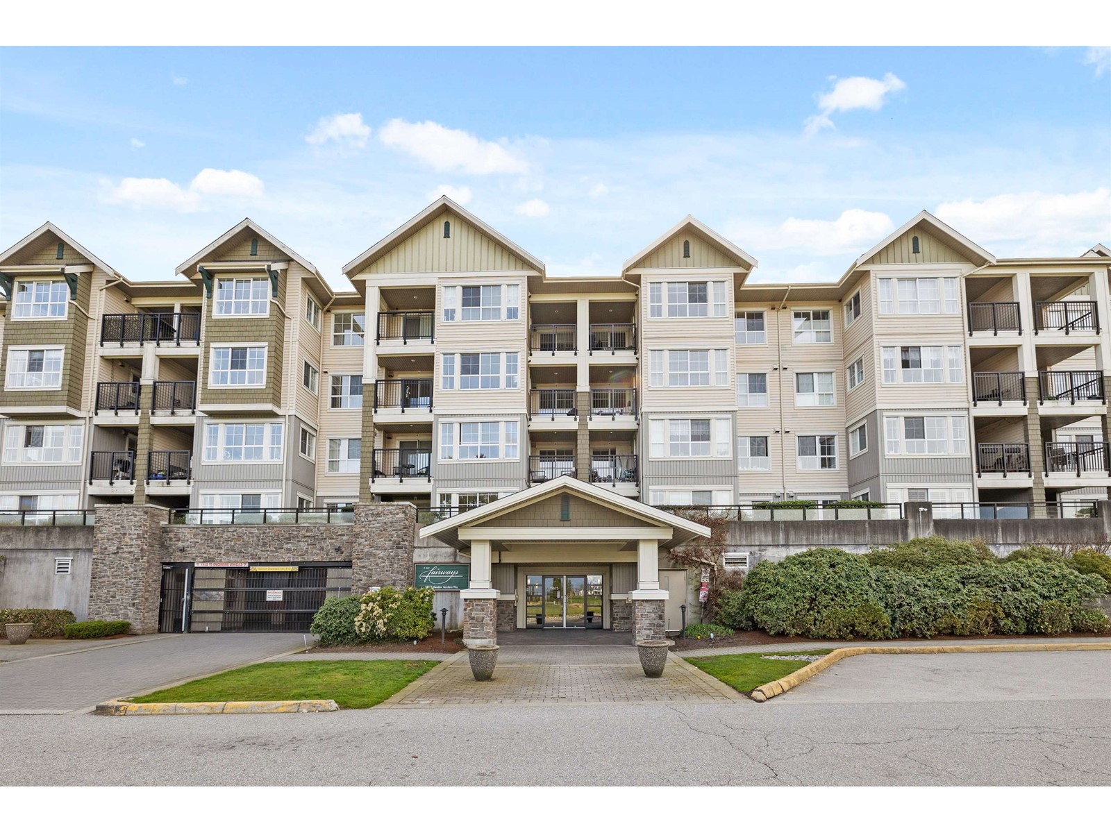 104-19673 Meadow Gardens Way, Pitt Meadows, BC, V3Y 0A1