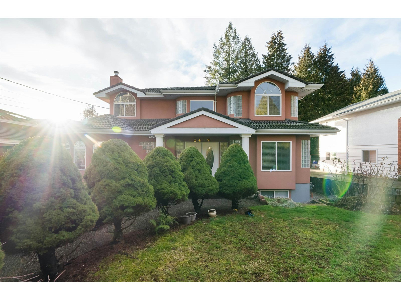 2479 Duthie Avenue, Burnaby, BC, V5A 2S4
