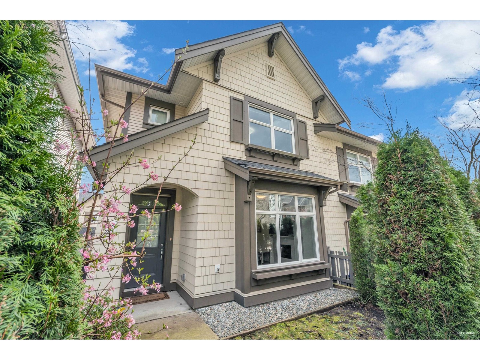 45-3400 Devonshire Avenue, Coquitlam, BC, V3E 0L1