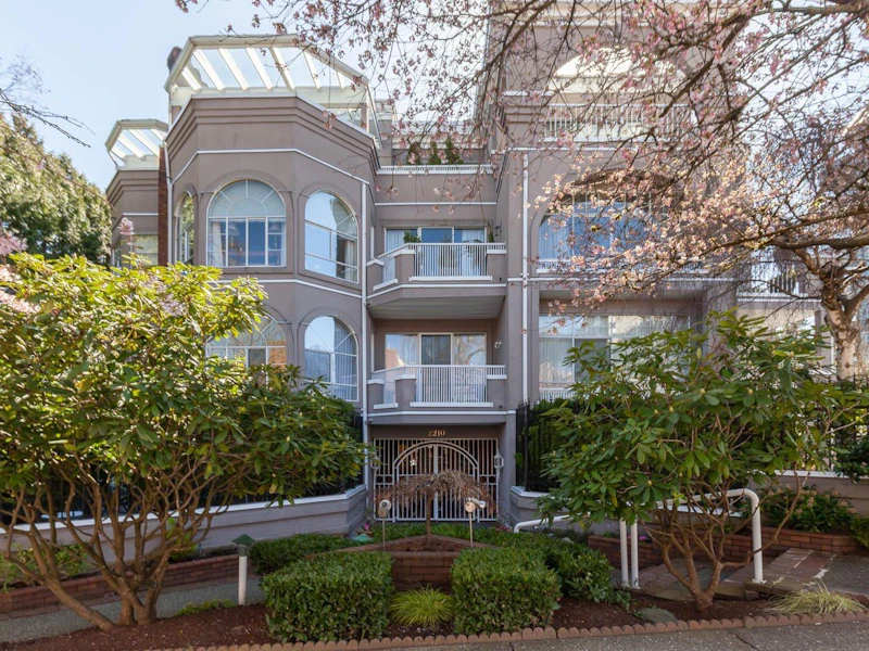 103 - 2210 W 40th Avenue, Vancouver BC V6M 1W6