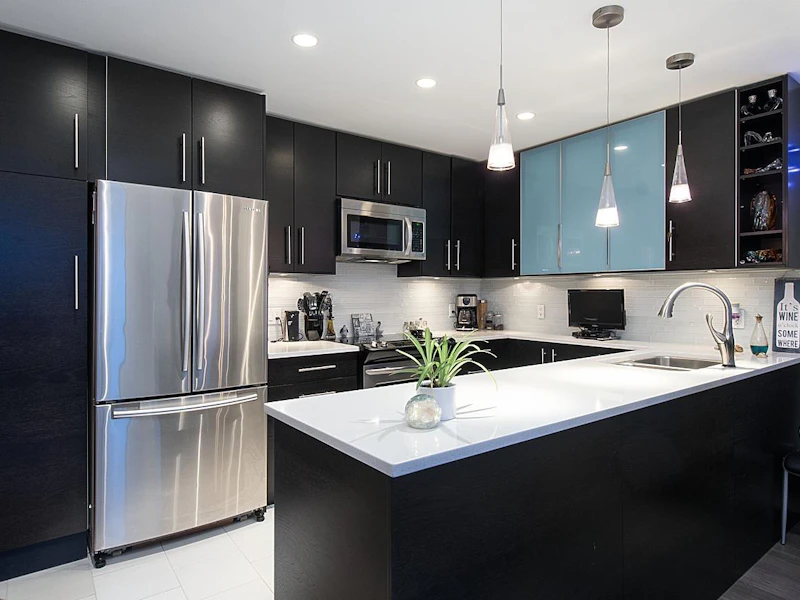 24 - 220 E 4th Street, North Vancouver BC V7L 1H9