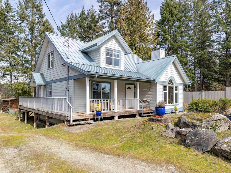 185 Spinnaker Drive, Mayne Island, BC, V0N 2J2