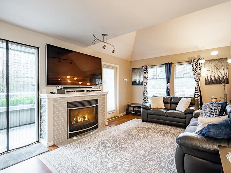 204-1154 Westwood Street, Coquitlam, BC, V3B 7J1